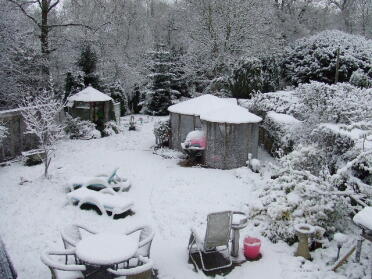 The hen pen in the snow - April '08
