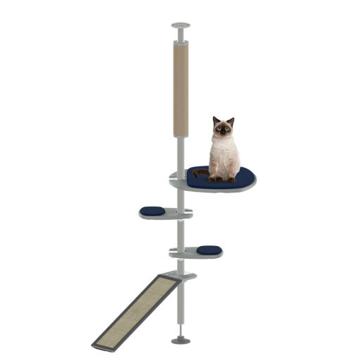 The bark kit outdoor Freestyle cat pole system set up